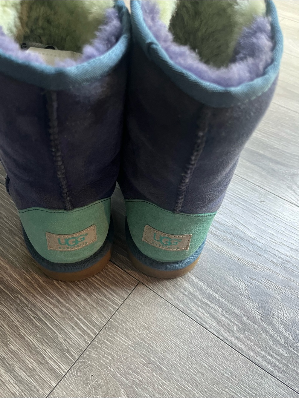 UGG PATCHWORK - Picture 2 of 7